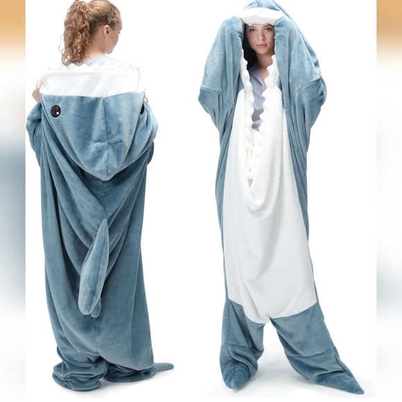 Other - NWT Touchat Shark Blanket for Adult Super Soft Flannel Throw Wearable Blanket